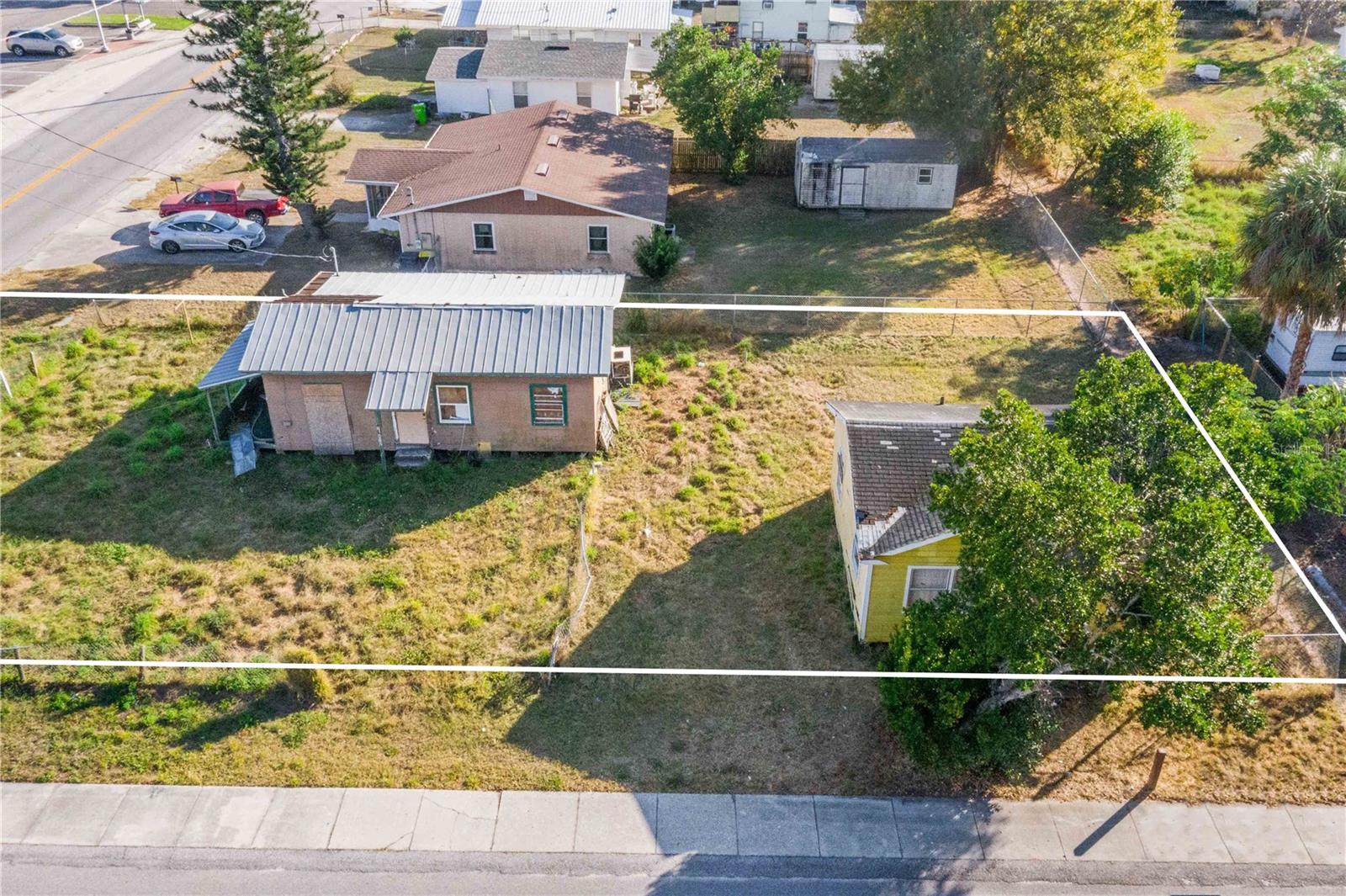 Image 11 of 12 For 402 Bennett Street