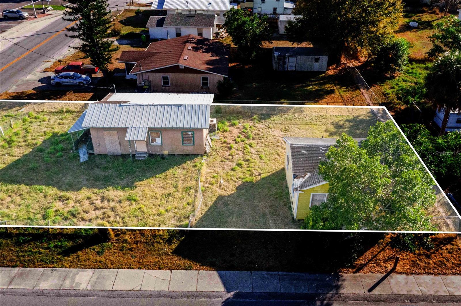 Image 12 of 12 For 402 Bennett Street