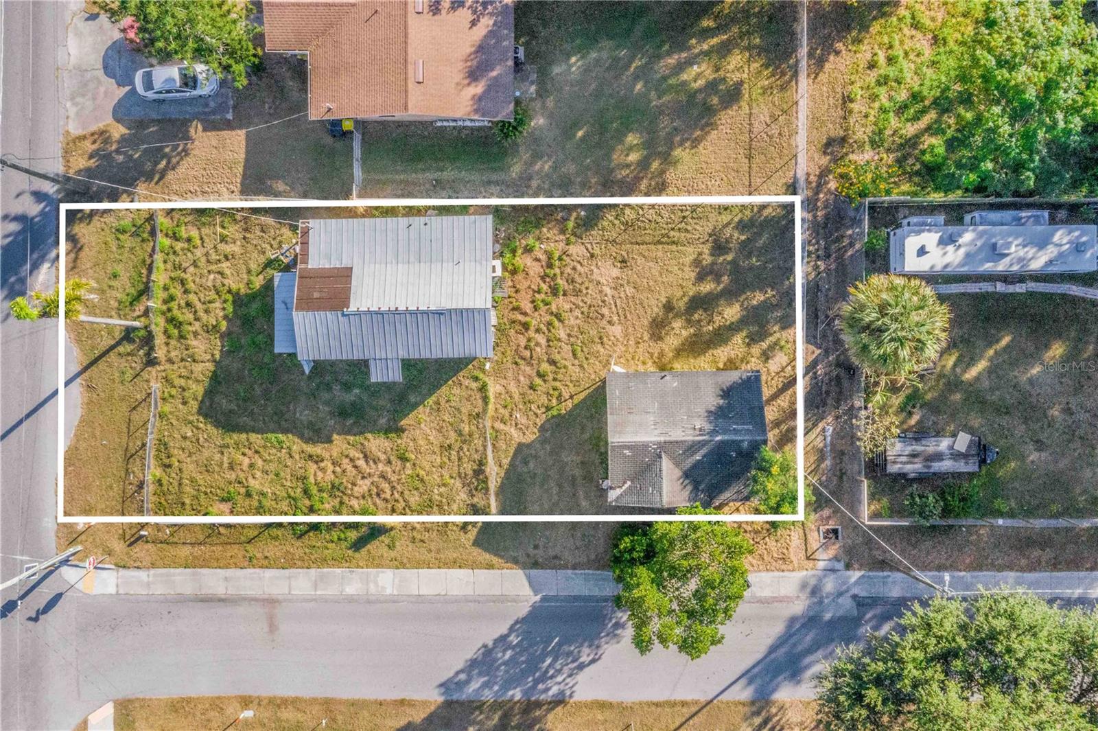 Image 5 of 12 For 402 Bennett Street