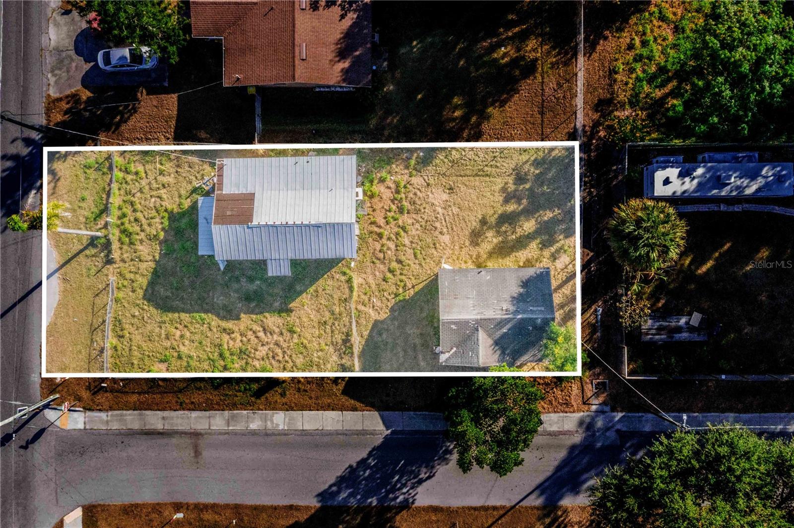 Image 6 of 12 For 402 Bennett Street