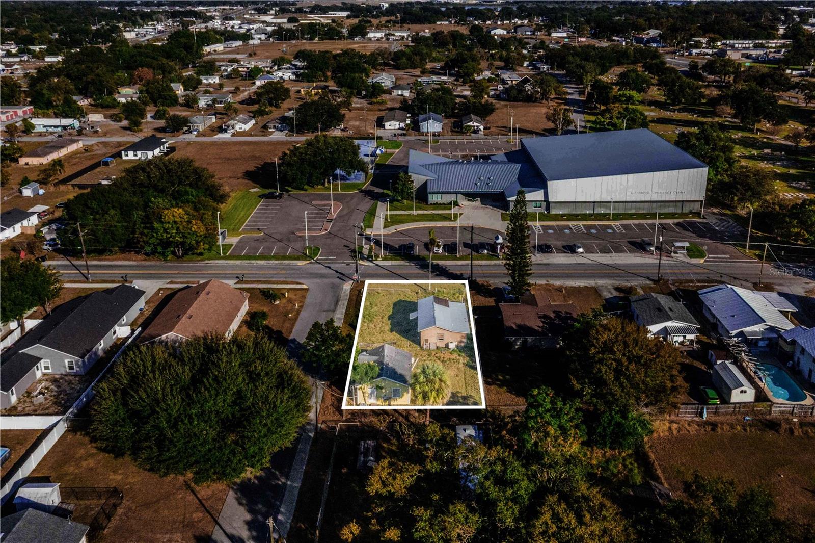 Image 8 of 12 For 402 Bennett Street