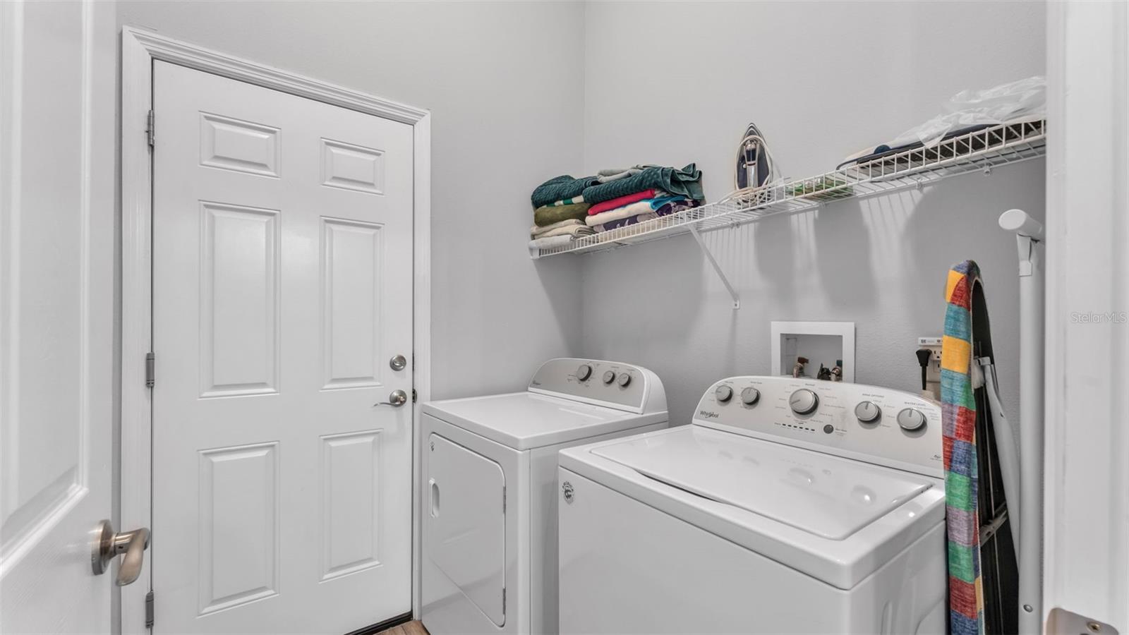 Image 38 of 39 For 333 Castlemain Circle