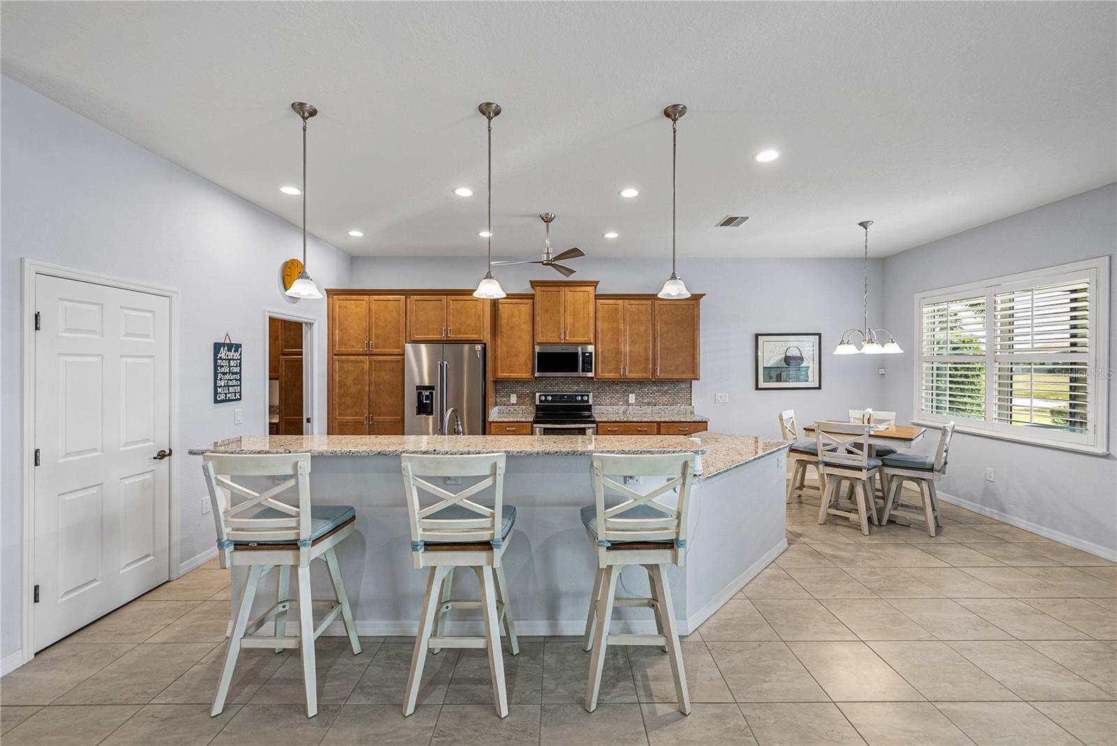 Image 16 of 99 For 6165 Pebble Beach Boulevard