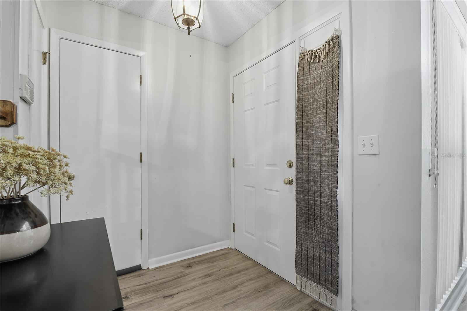 Image 12 of 67 For 116 Coventry Ln