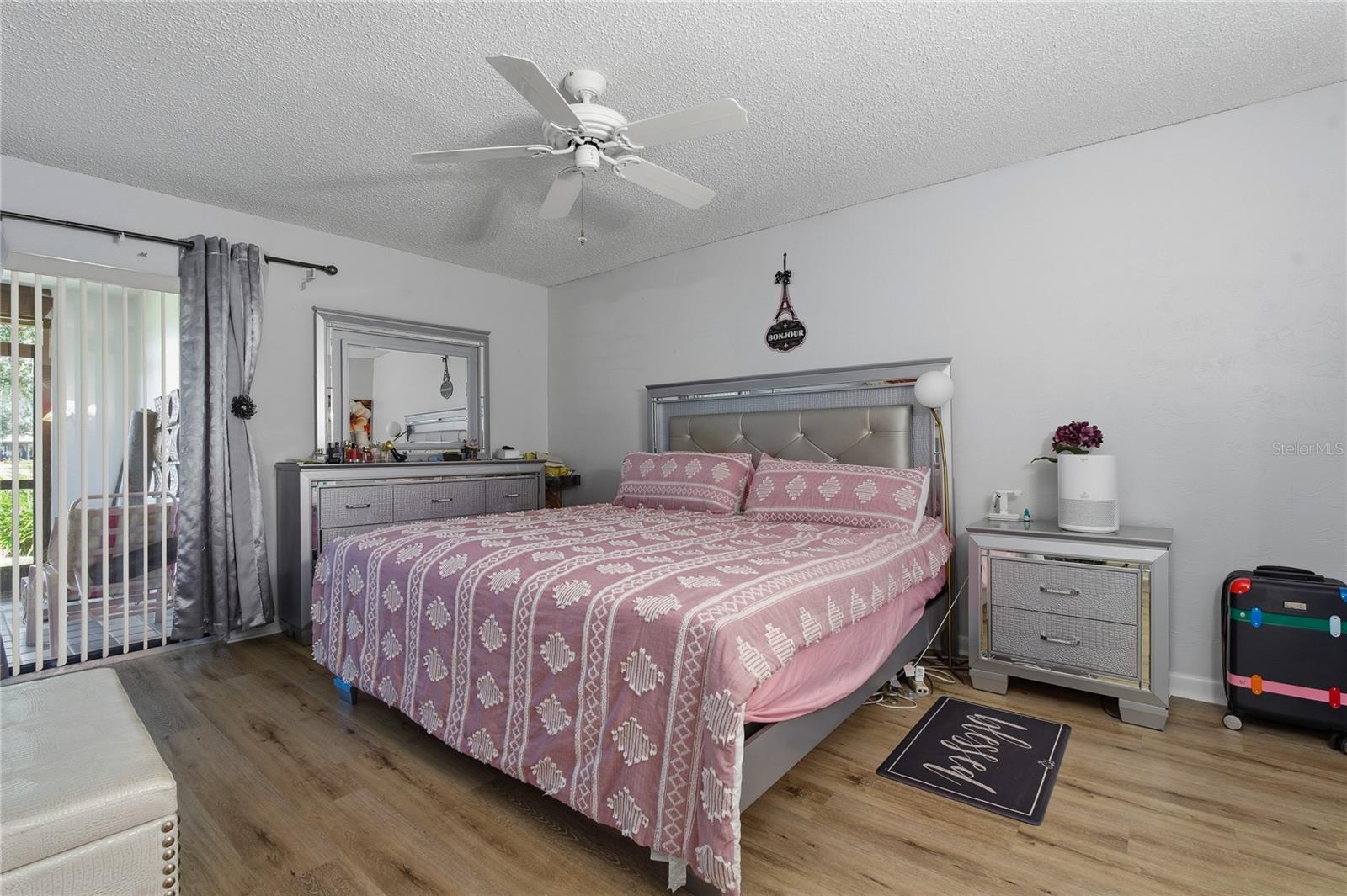 Image 15 of 67 For 116 Coventry Ln