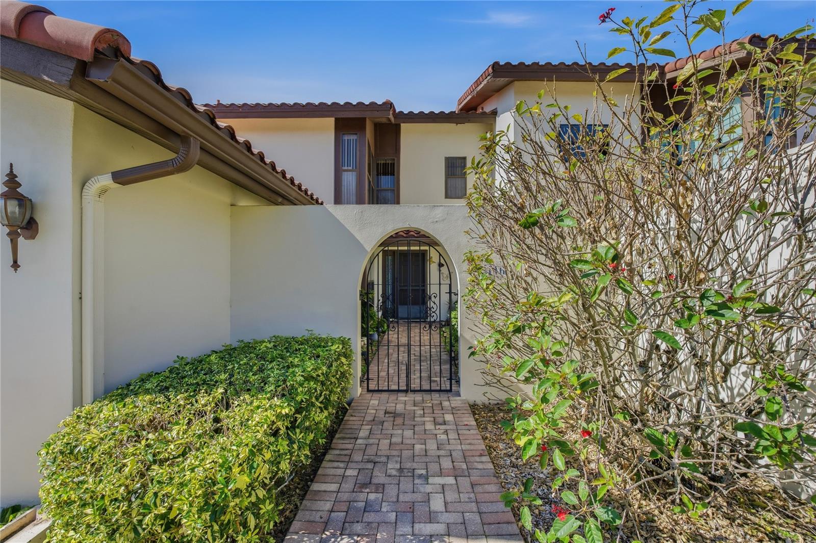 Image 2 of 67 For 116 Coventry Ln