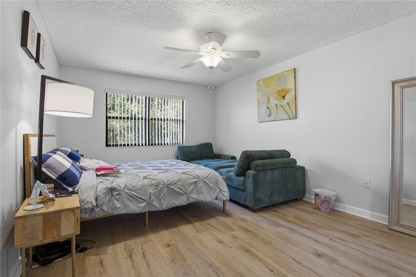 Image 23 of 67 For 116 Coventry Ln