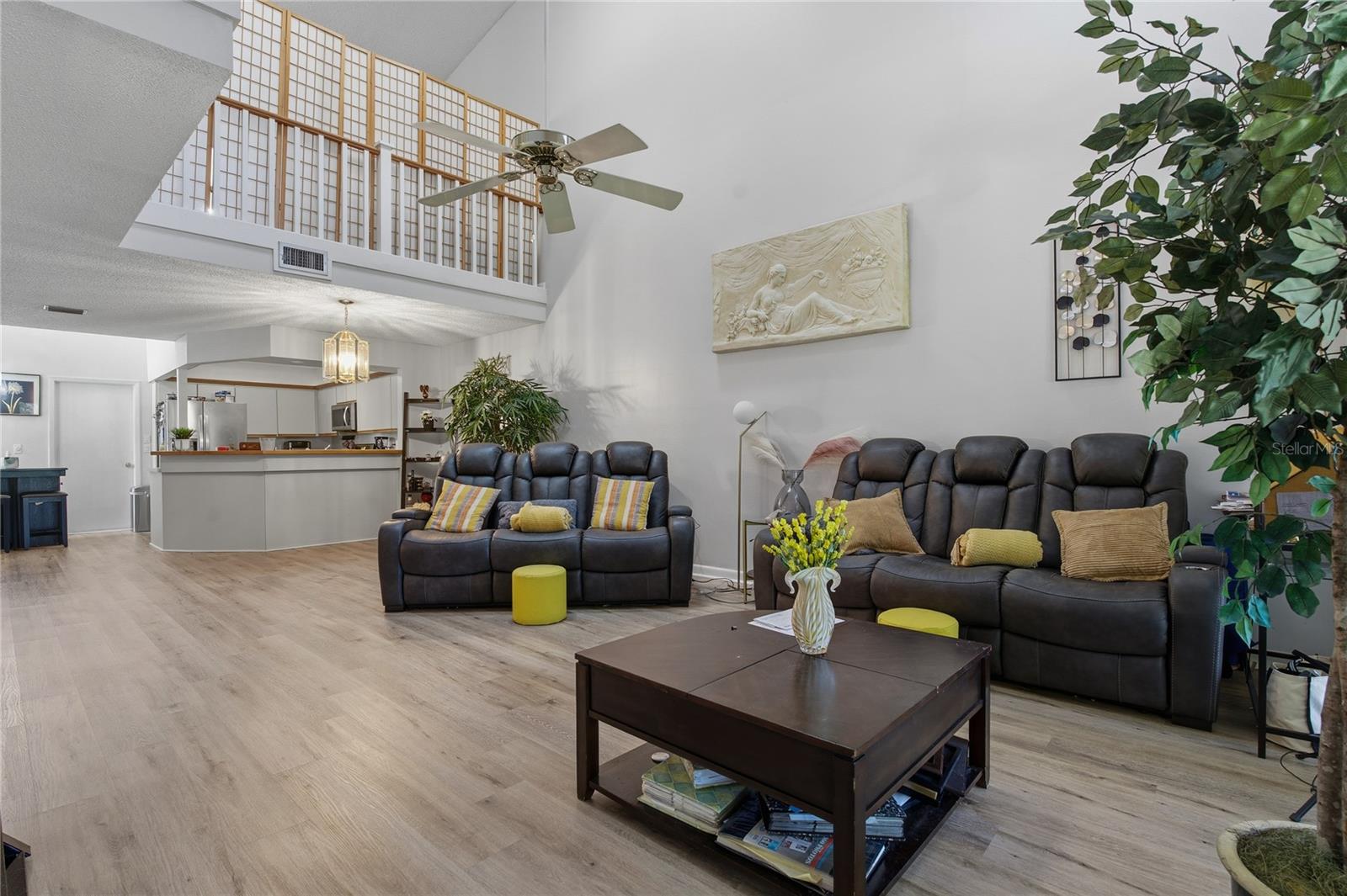 Image 3 of 67 For 116 Coventry Ln