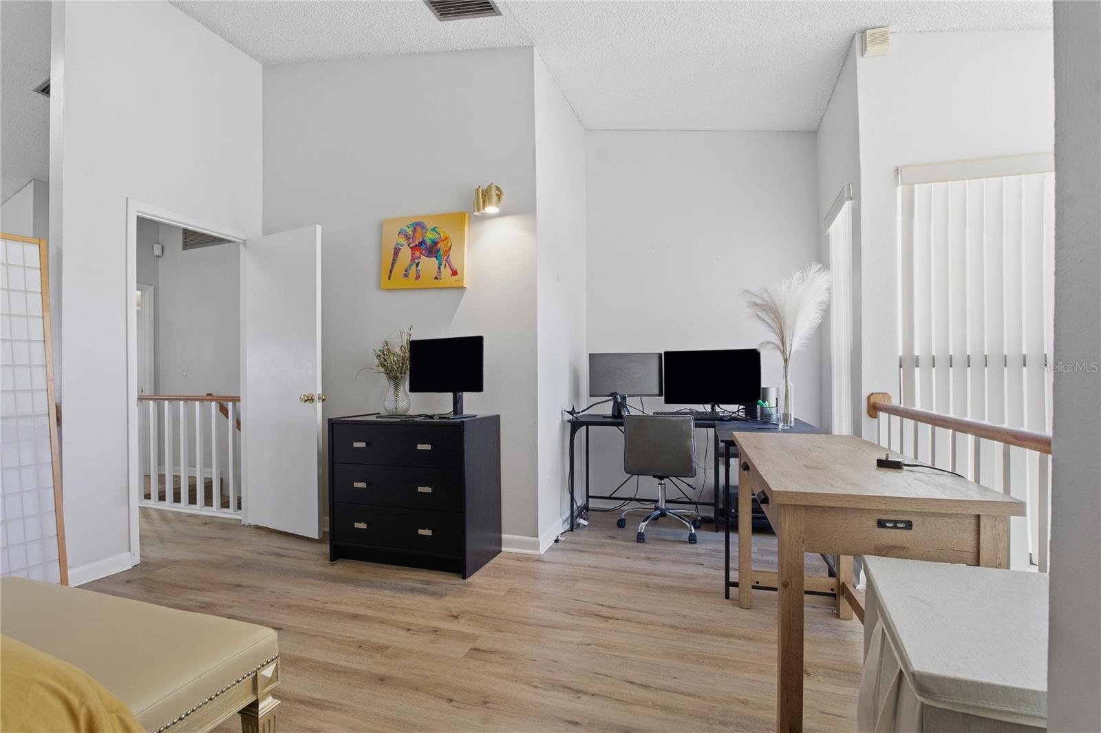 Image 30 of 67 For 116 Coventry Ln