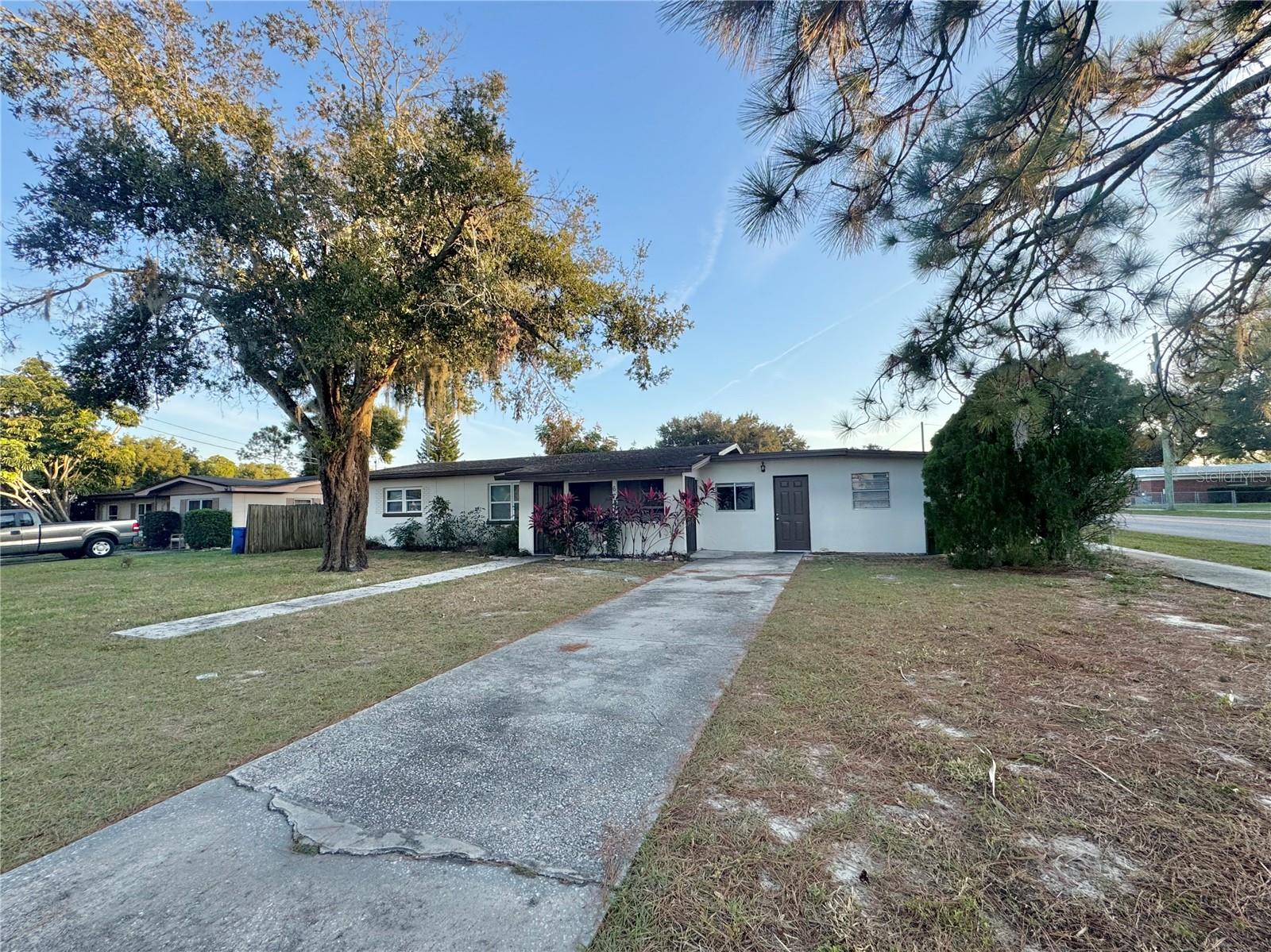 Image 25 of 25 For 674 Avenue L Se