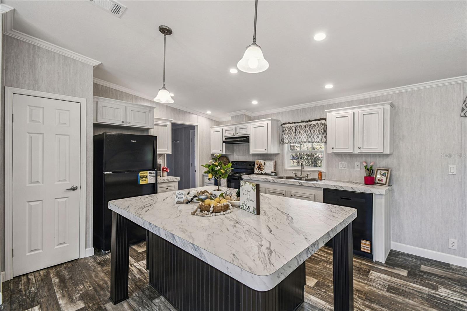 Image 9 of 23 For 2921 Silver Spur Loop