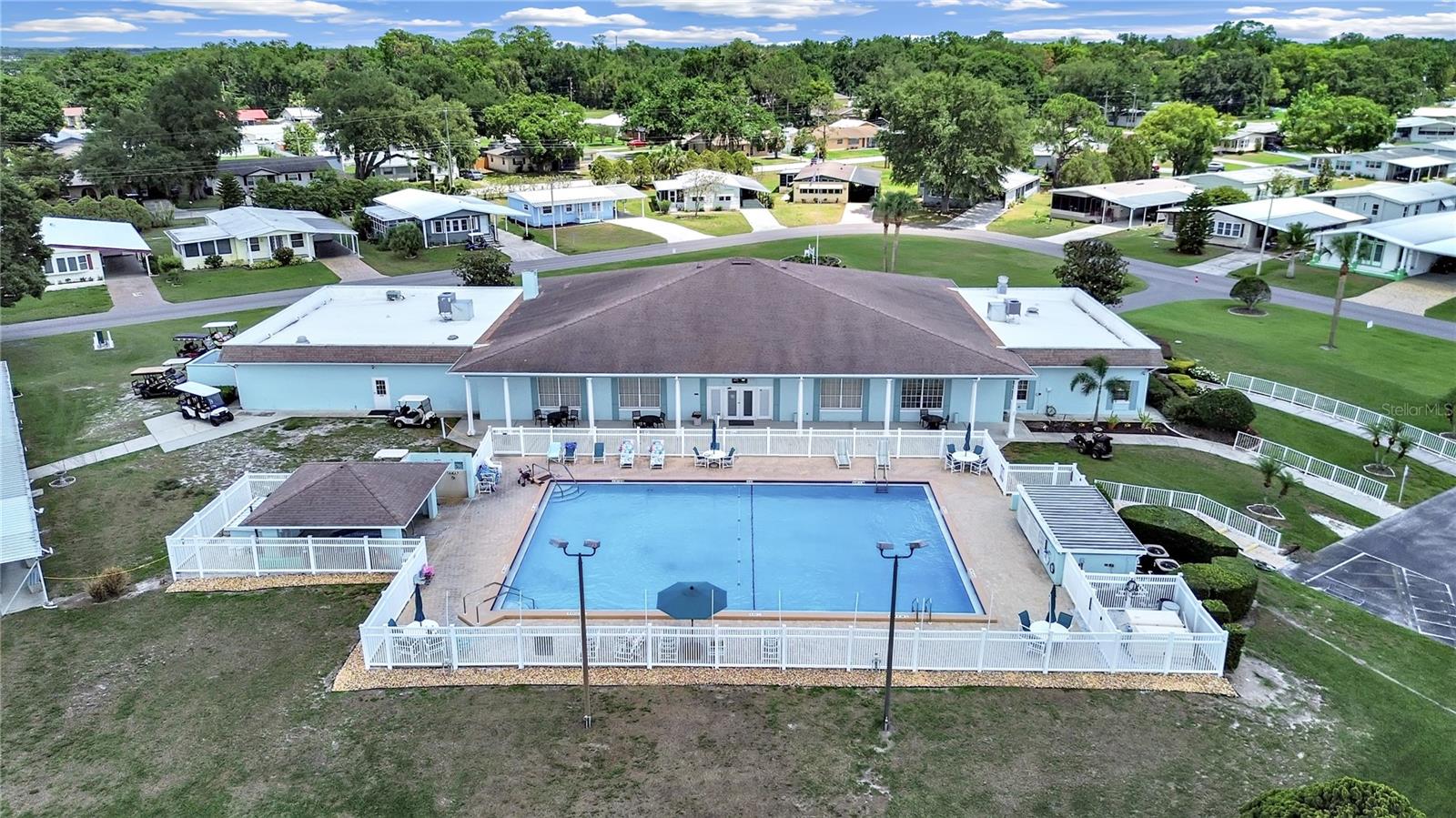 Image 39 of 45 For 4928 Foxdale Dr