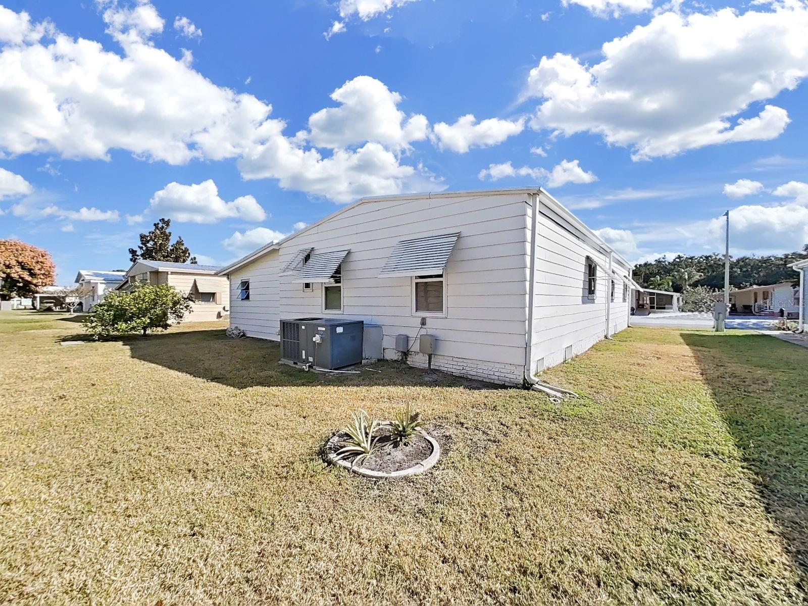 Image 6 of 45 For 4928 Foxdale Dr