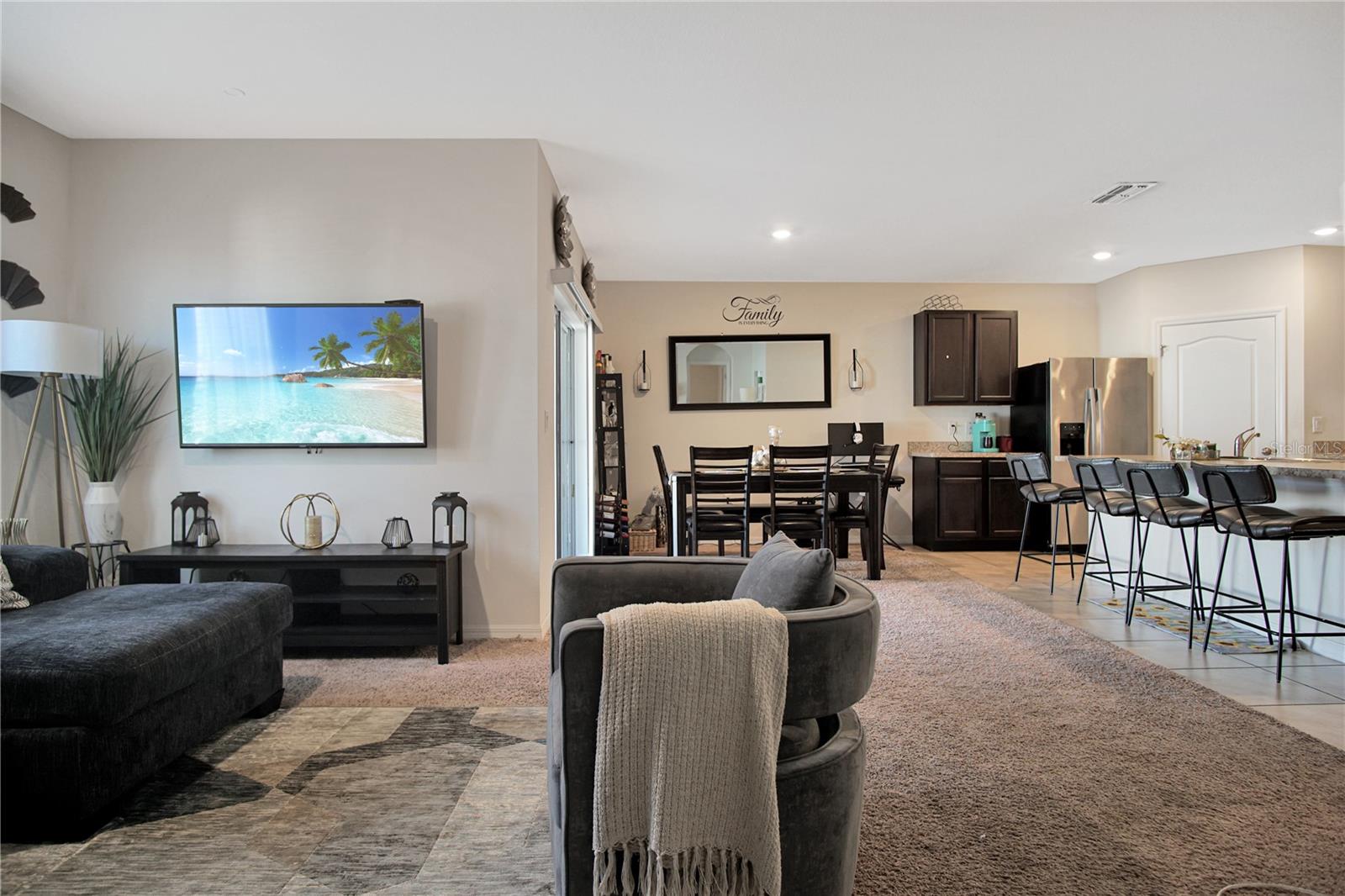 Image 10 of 30 For 203 Fall Glo Road