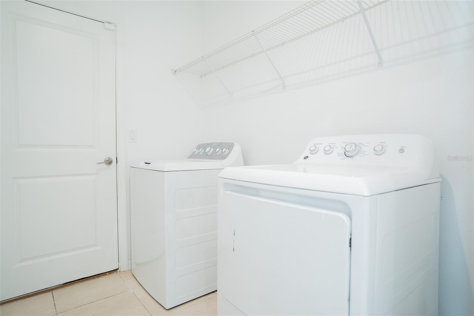 Image 14 of 25 For 280 Citrine Loop