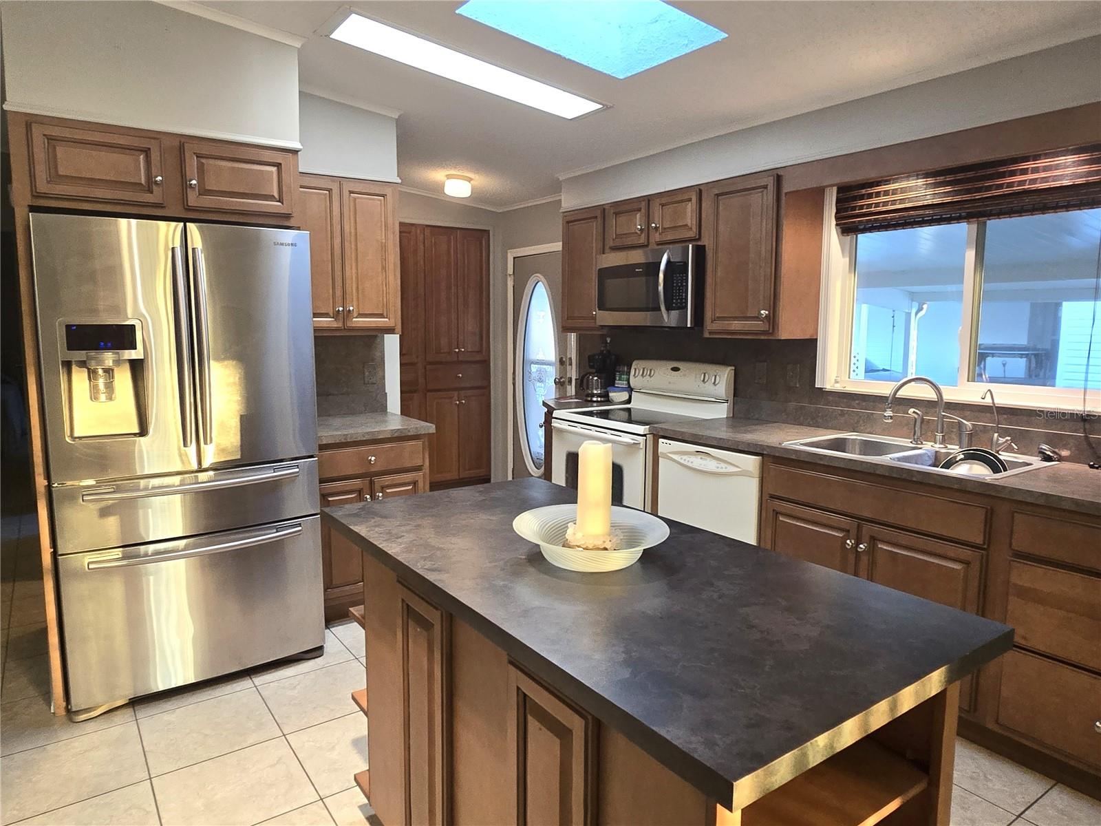 Image 15 of 100 For 43 Leopold Lane