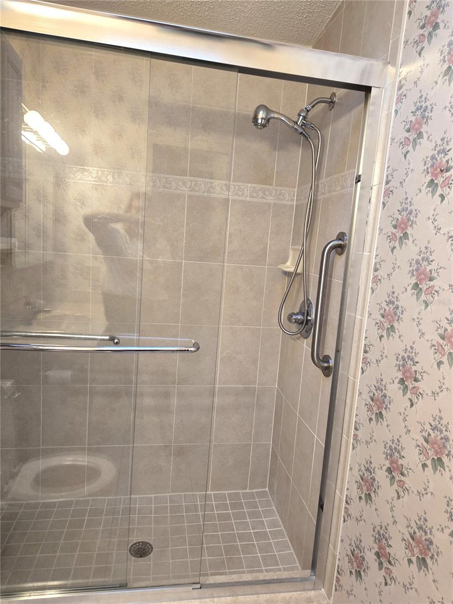 Image 37 of 100 For 43 Leopold Lane