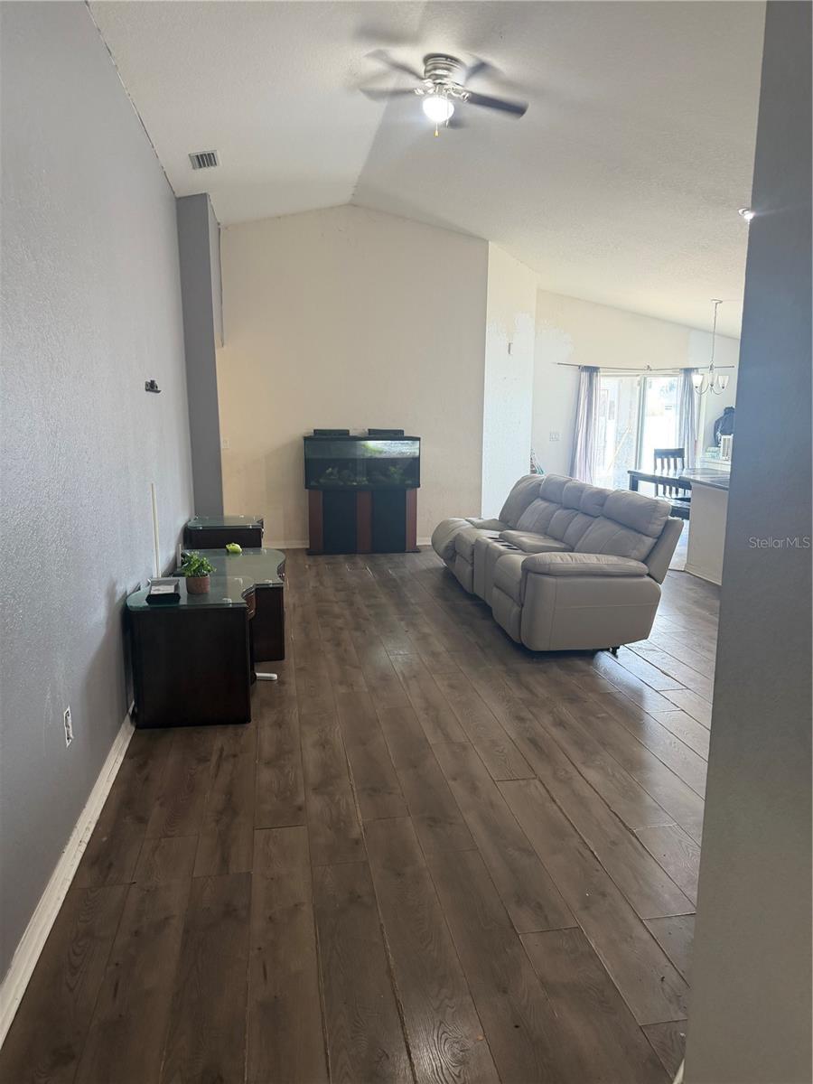 Image 12 of 14 For 3042 Grand Preserve Boulevard