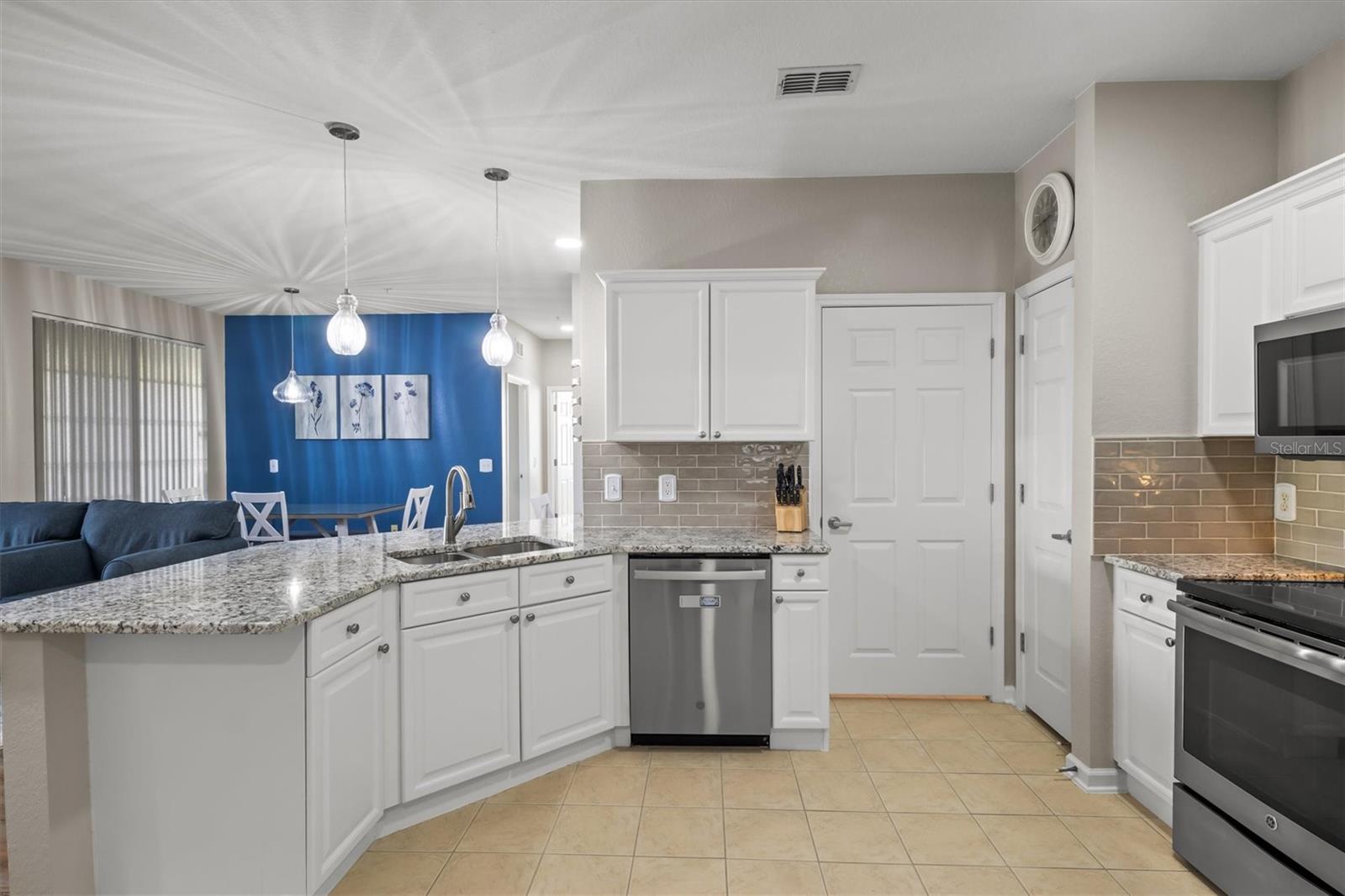 Image 10 of 35 For 301 Terrace Ridge Circle 301