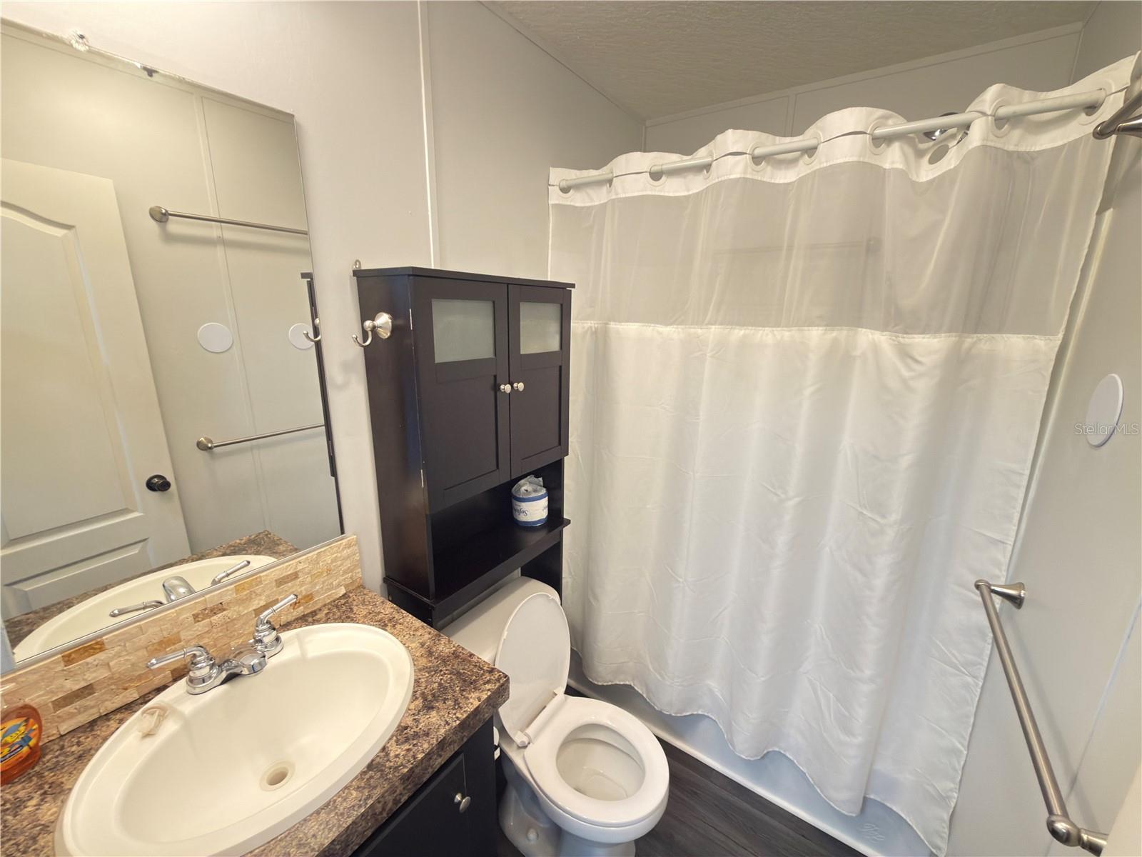 Image 29 of 45 For 5110 Northshore Drive