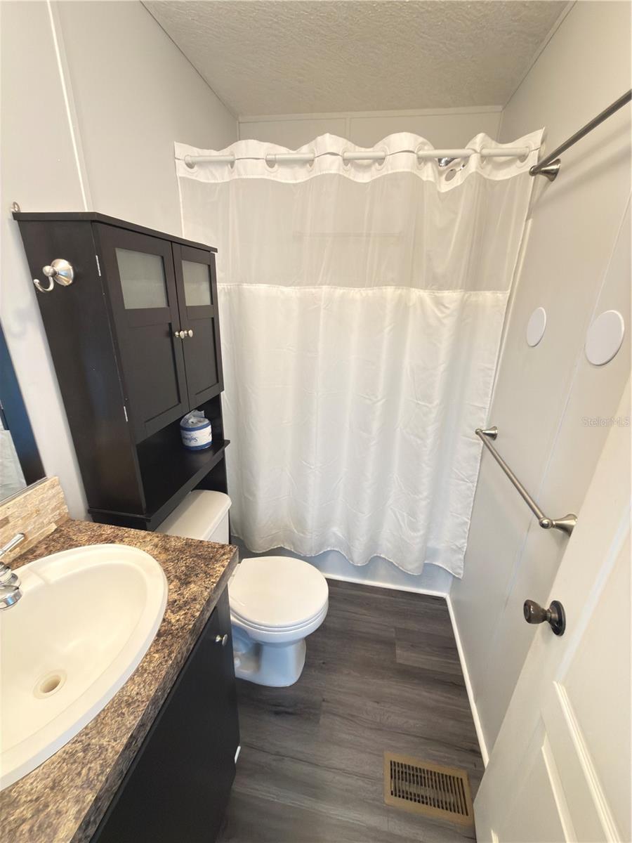 Image 30 of 45 For 5110 Northshore Drive