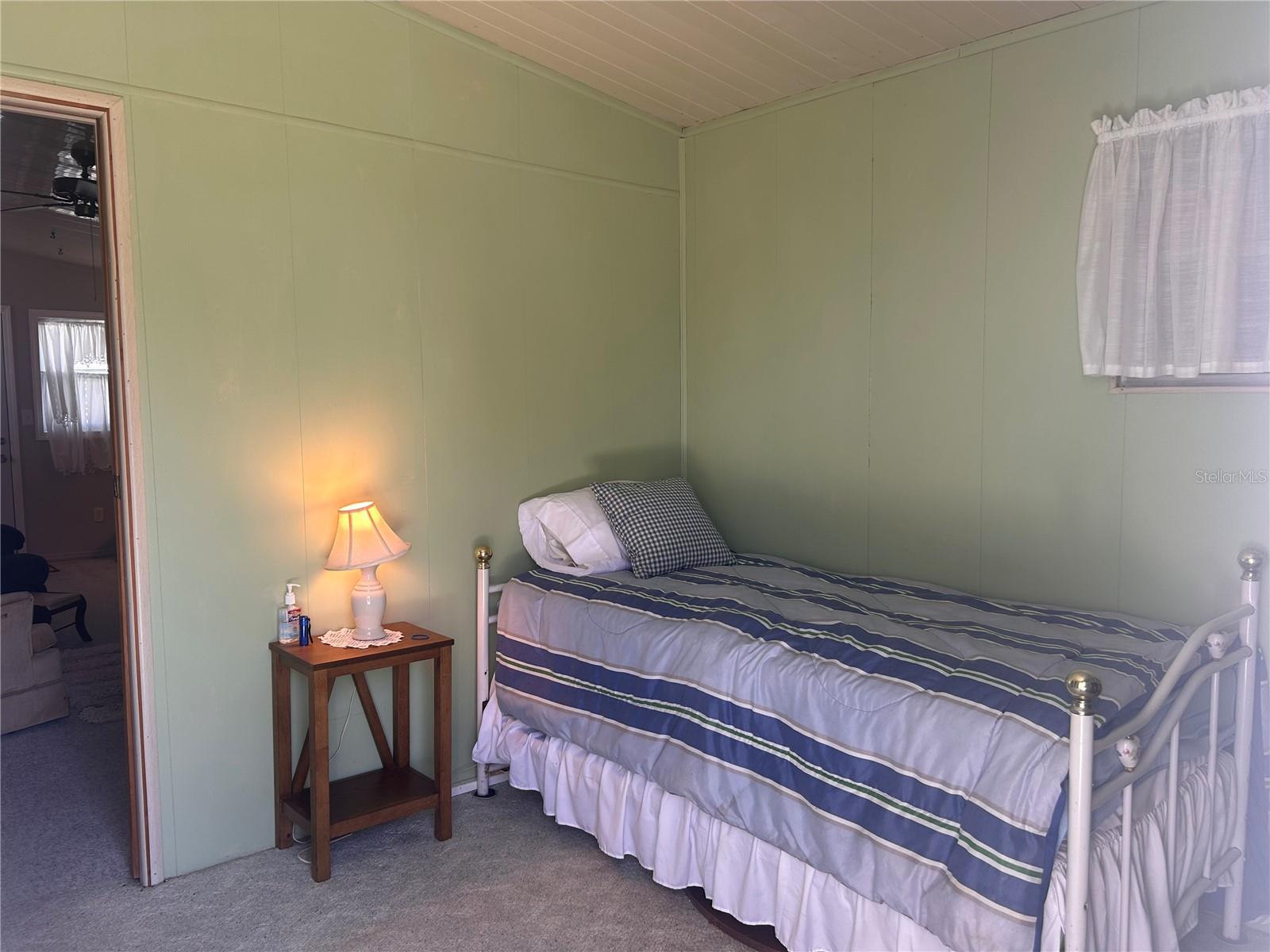 Image 11 of 17 For 7045 Fairview Village Circle