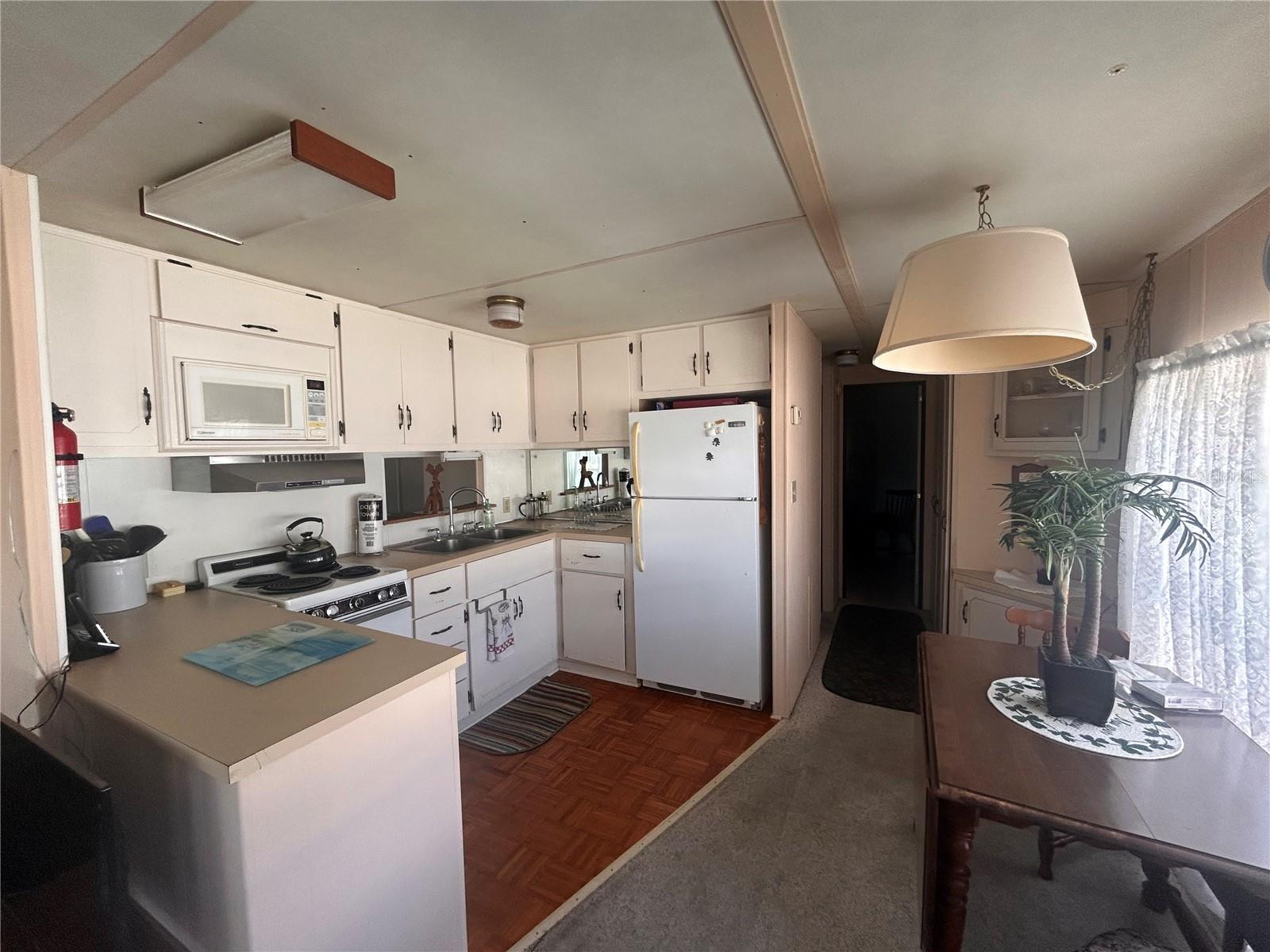 Image 5 of 17 For 7045 Fairview Village Circle