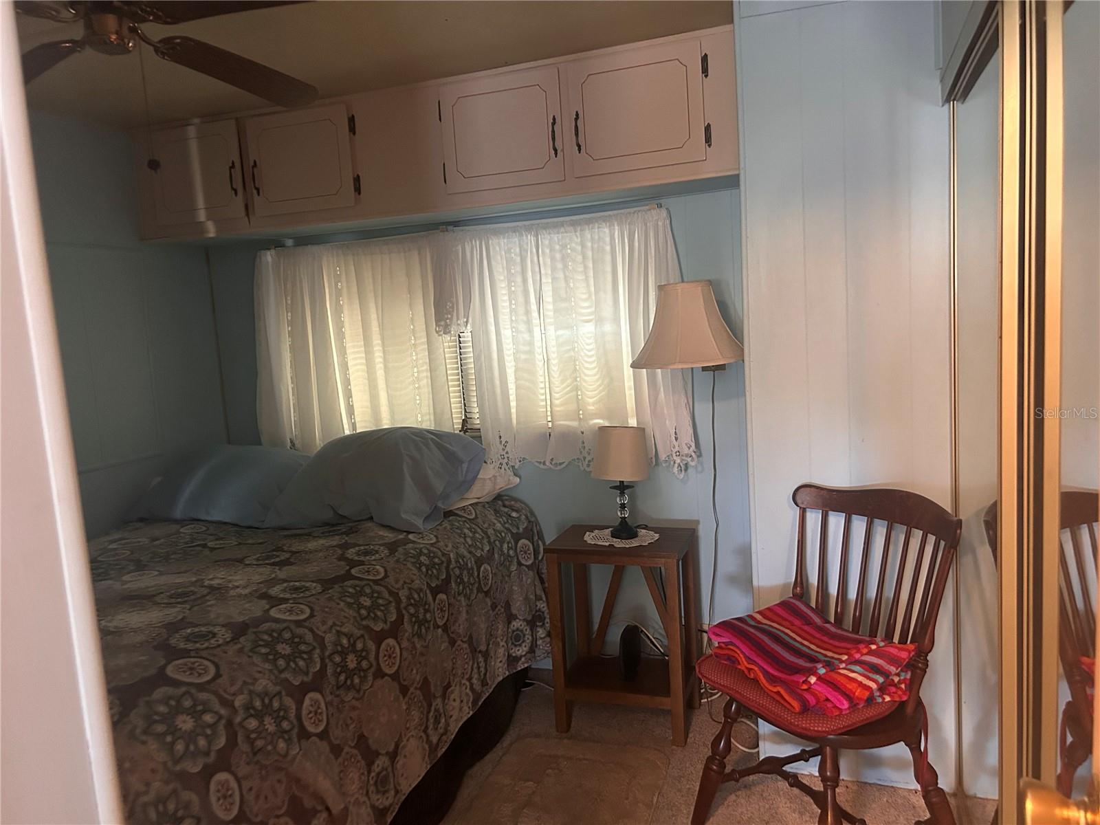 Image 8 of 17 For 7045 Fairview Village Circle