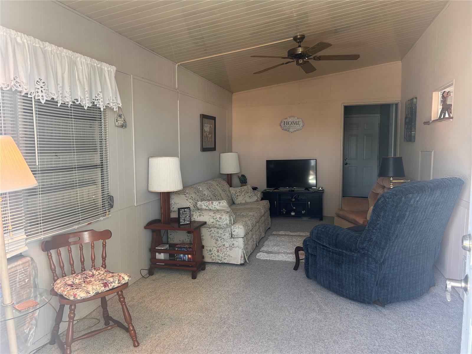 Image 9 of 17 For 7045 Fairview Village Circle