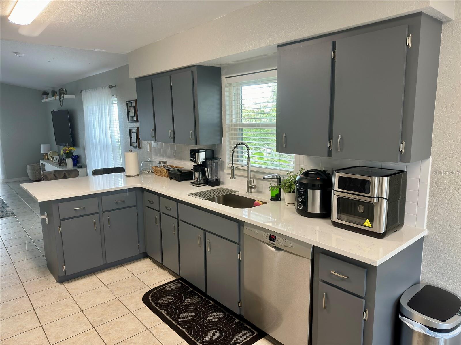 Image 4 of 48 For 802 Marcia Loop