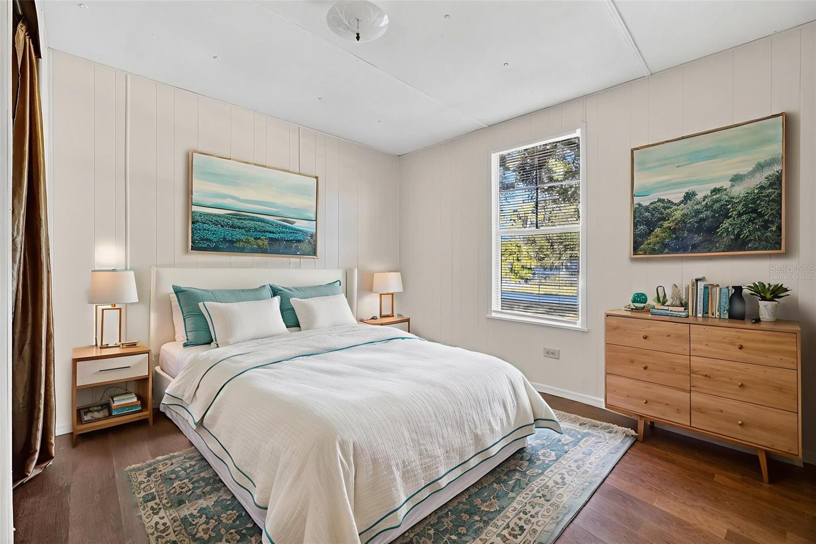 Image 26 of 66 For 827 Indian Bluff