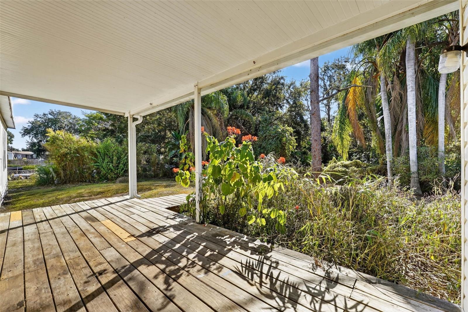 Image 47 of 66 For 827 Indian Bluff