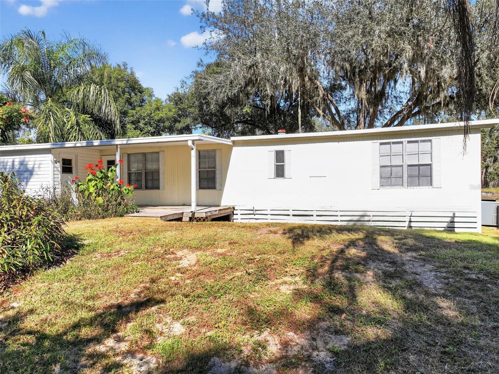 Image 54 of 66 For 827 Indian Bluff