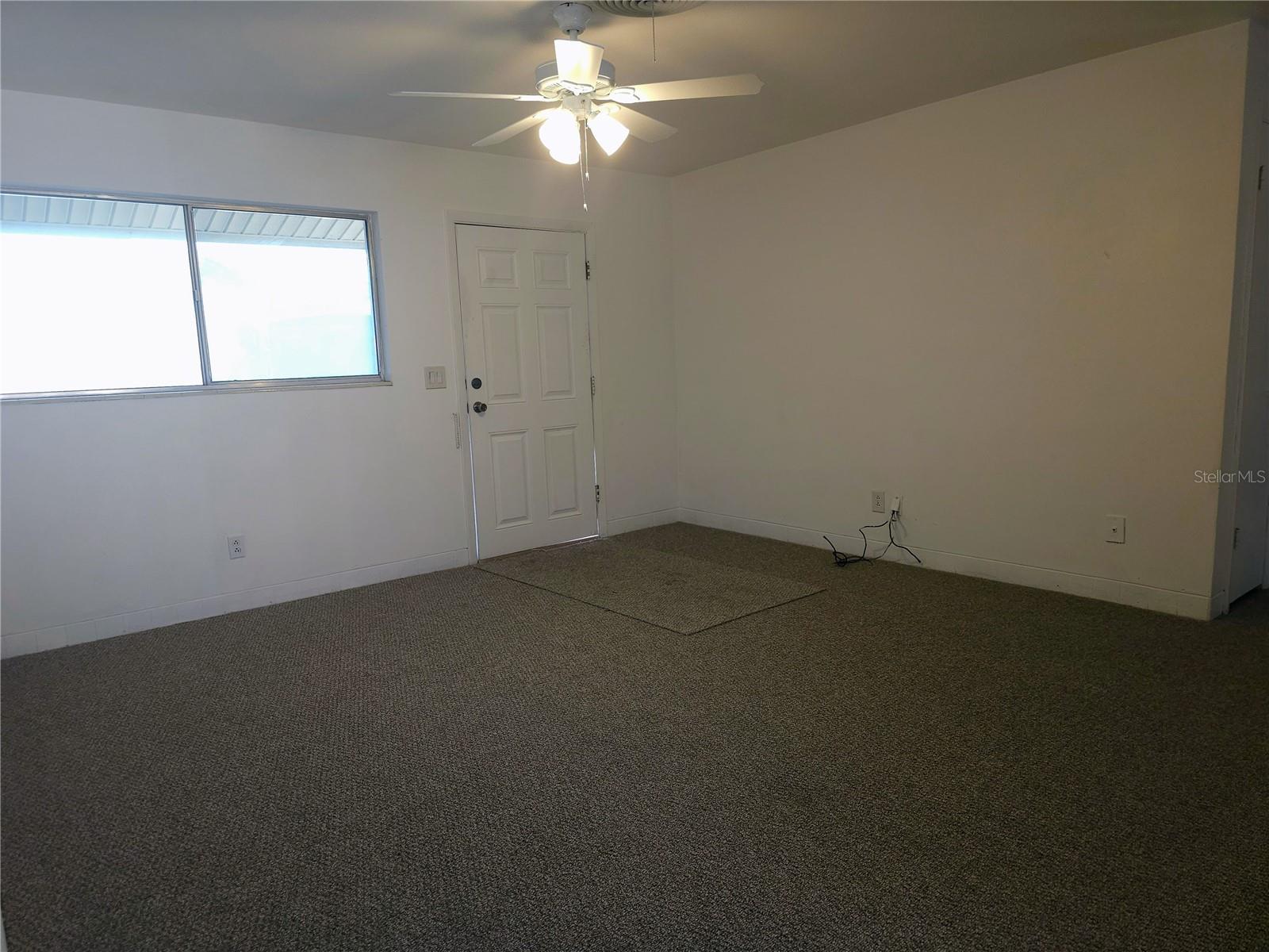 Image 20 of 35 For 2720 Avocado Road