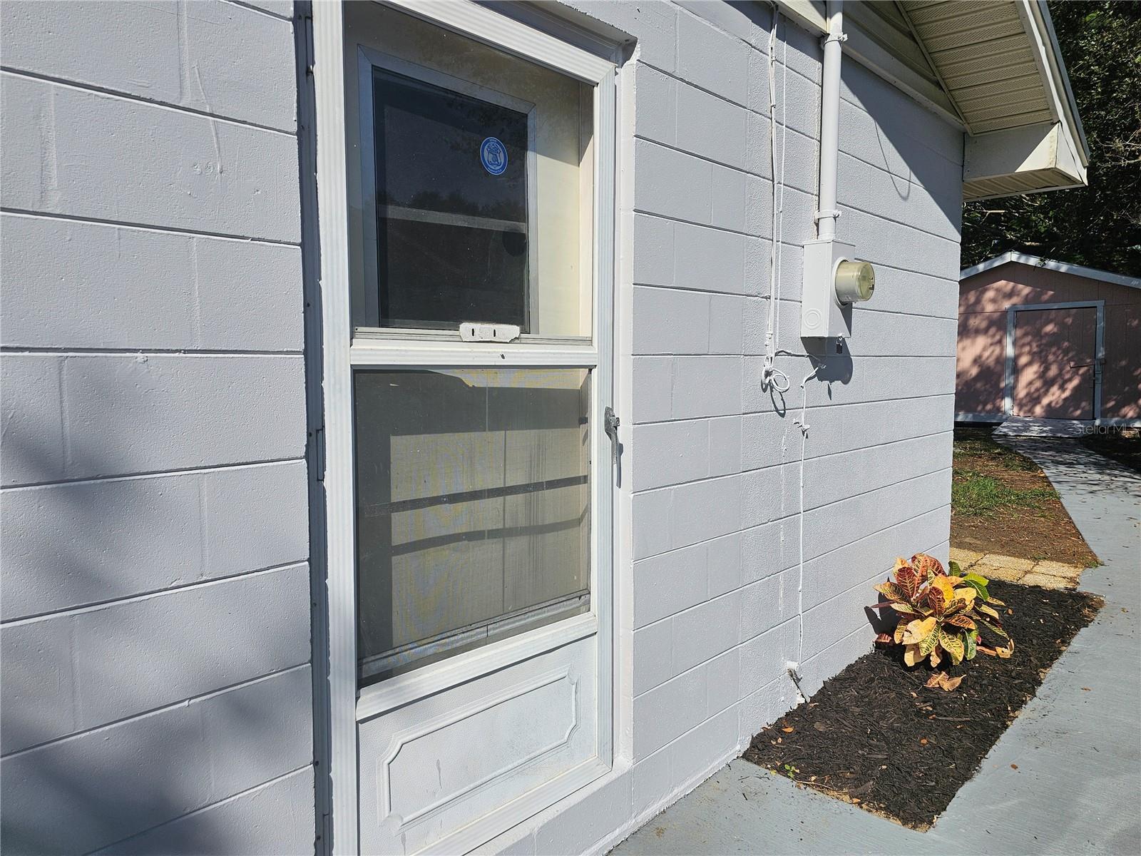 Image 28 of 35 For 2720 Avocado Road