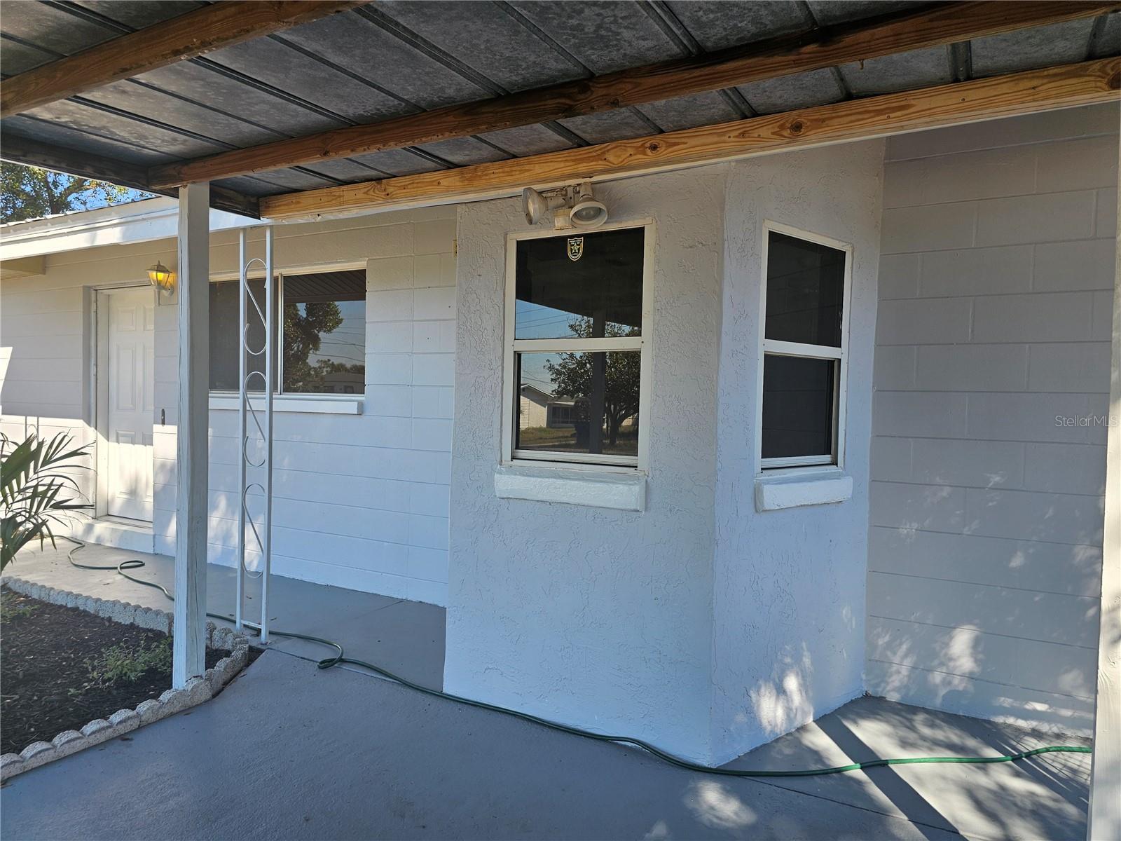 Image 29 of 35 For 2720 Avocado Road