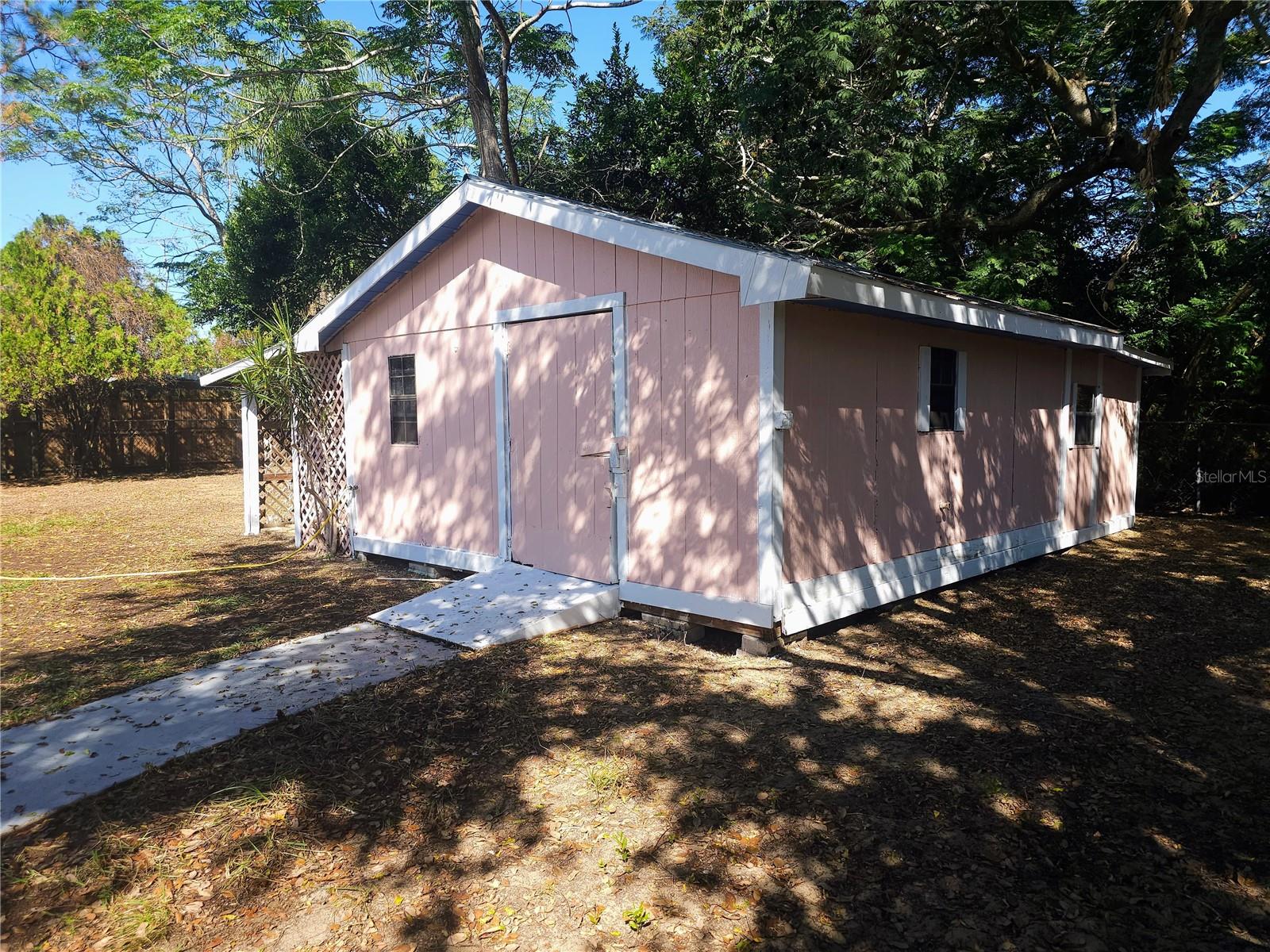 Image 5 of 35 For 2720 Avocado Road