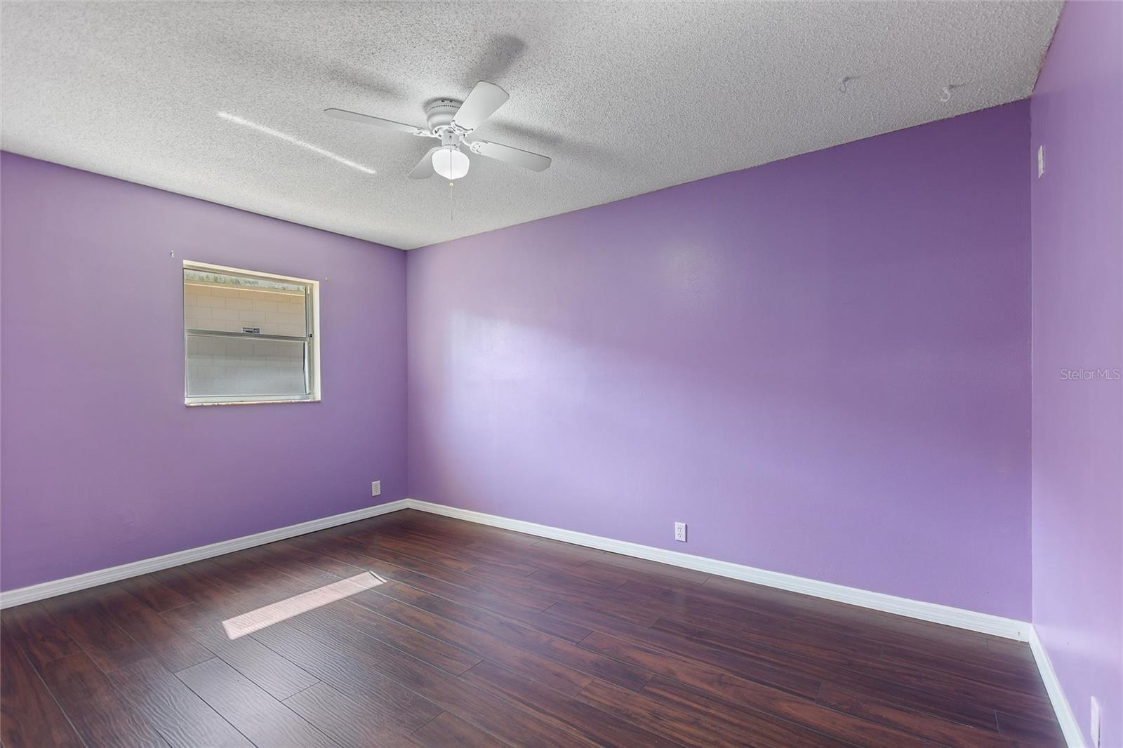 Image 28 of 47 For 130 Audubon Road