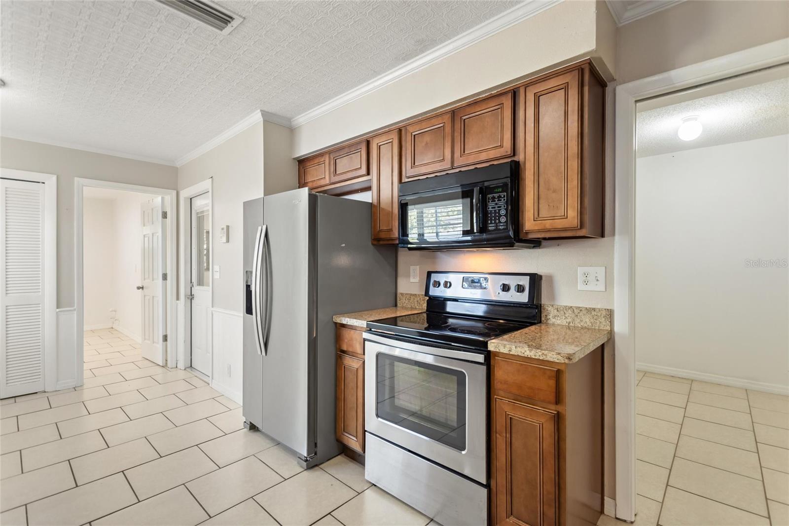 Image 6 of 47 For 130 Audubon Road