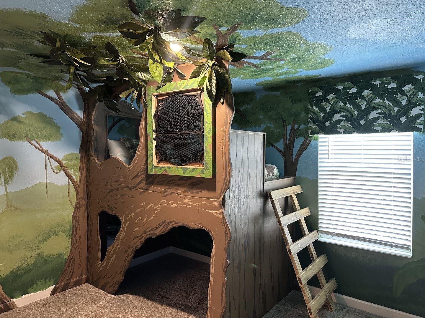 Image 11 of 44 For 9012 Sommerset Hills Drive