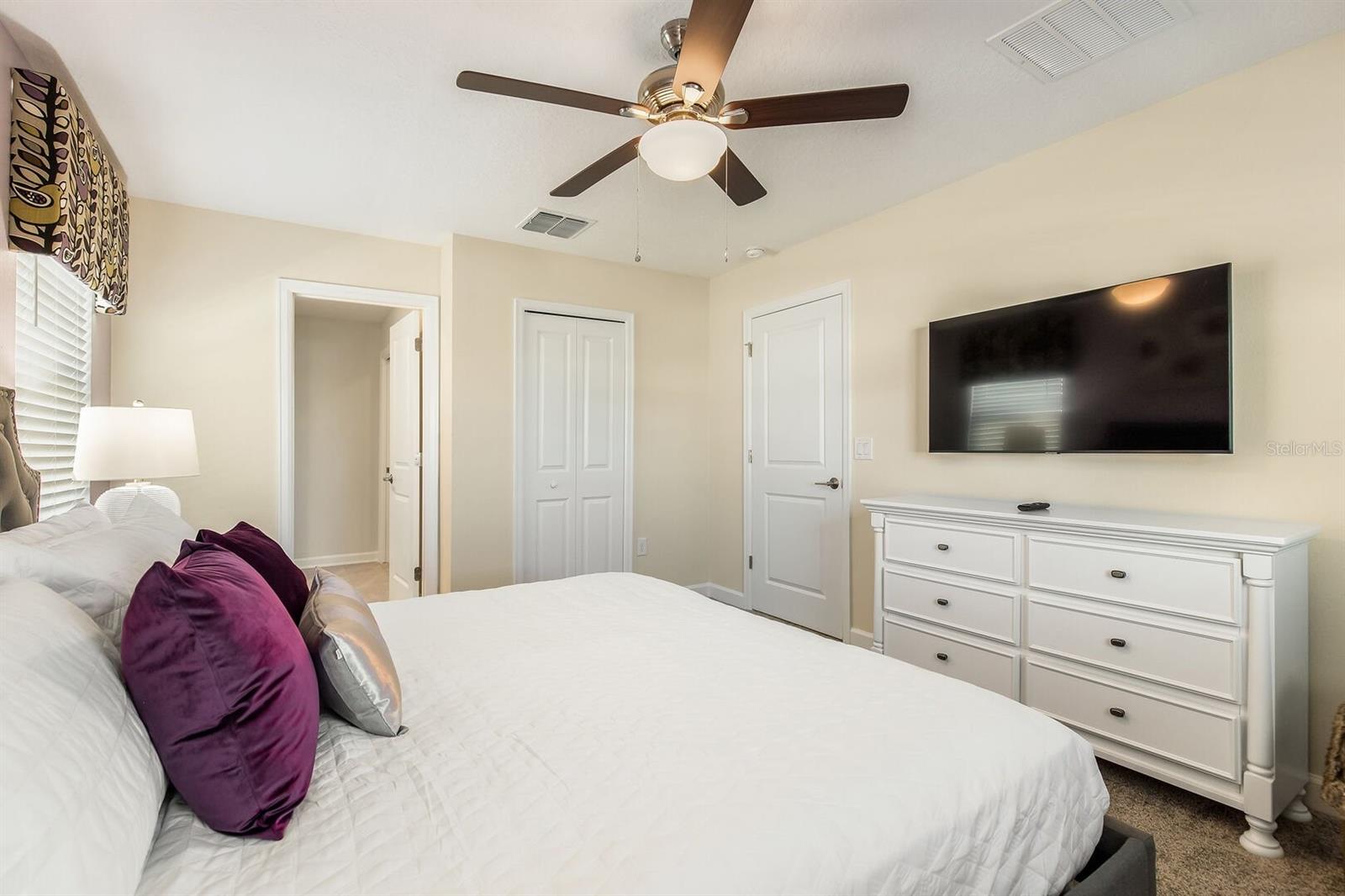 Image 28 of 44 For 9012 Sommerset Hills Drive