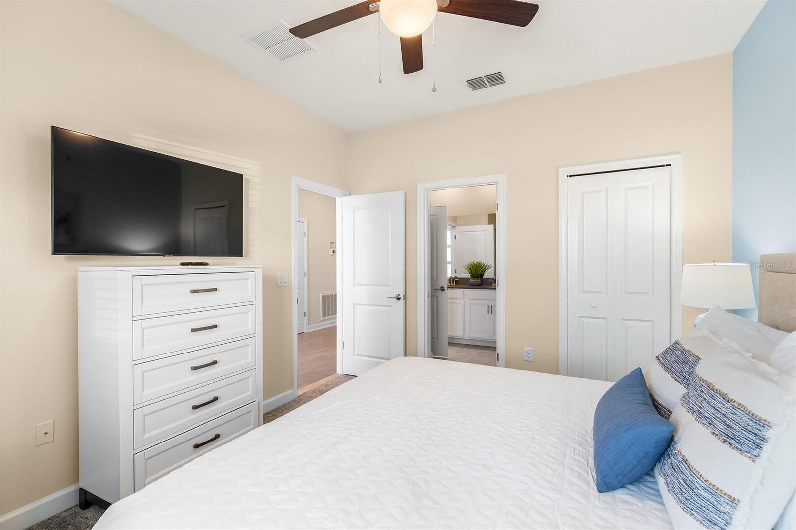 Image 31 of 44 For 9012 Sommerset Hills Drive