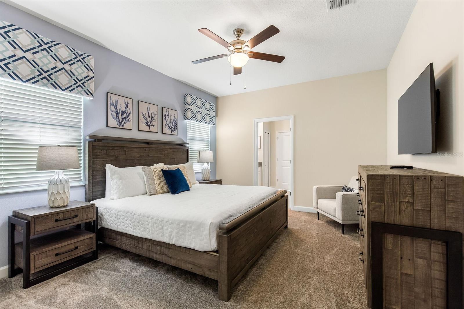 Image 33 of 44 For 9012 Sommerset Hills Drive