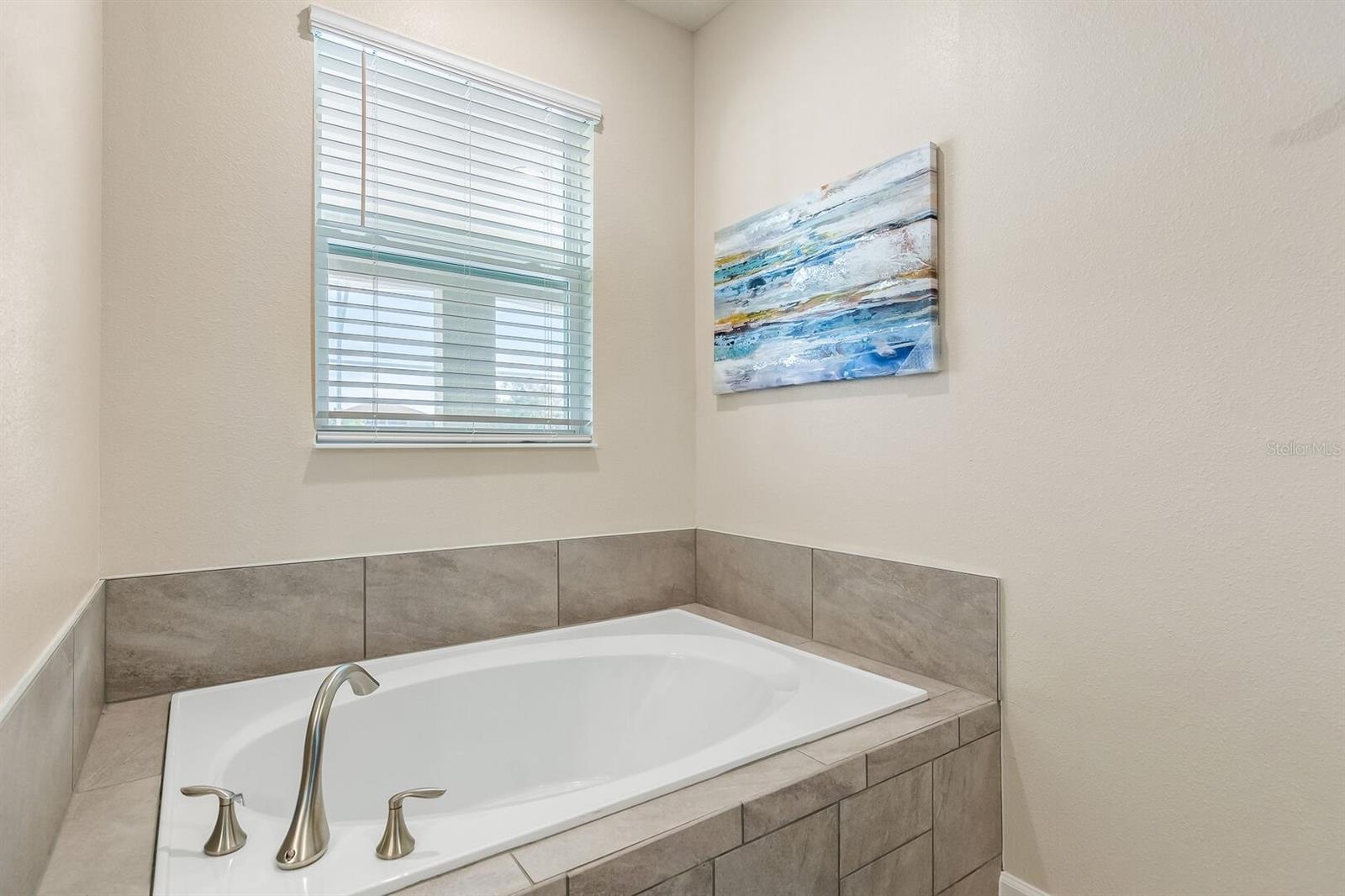 Image 37 of 44 For 9012 Sommerset Hills Drive