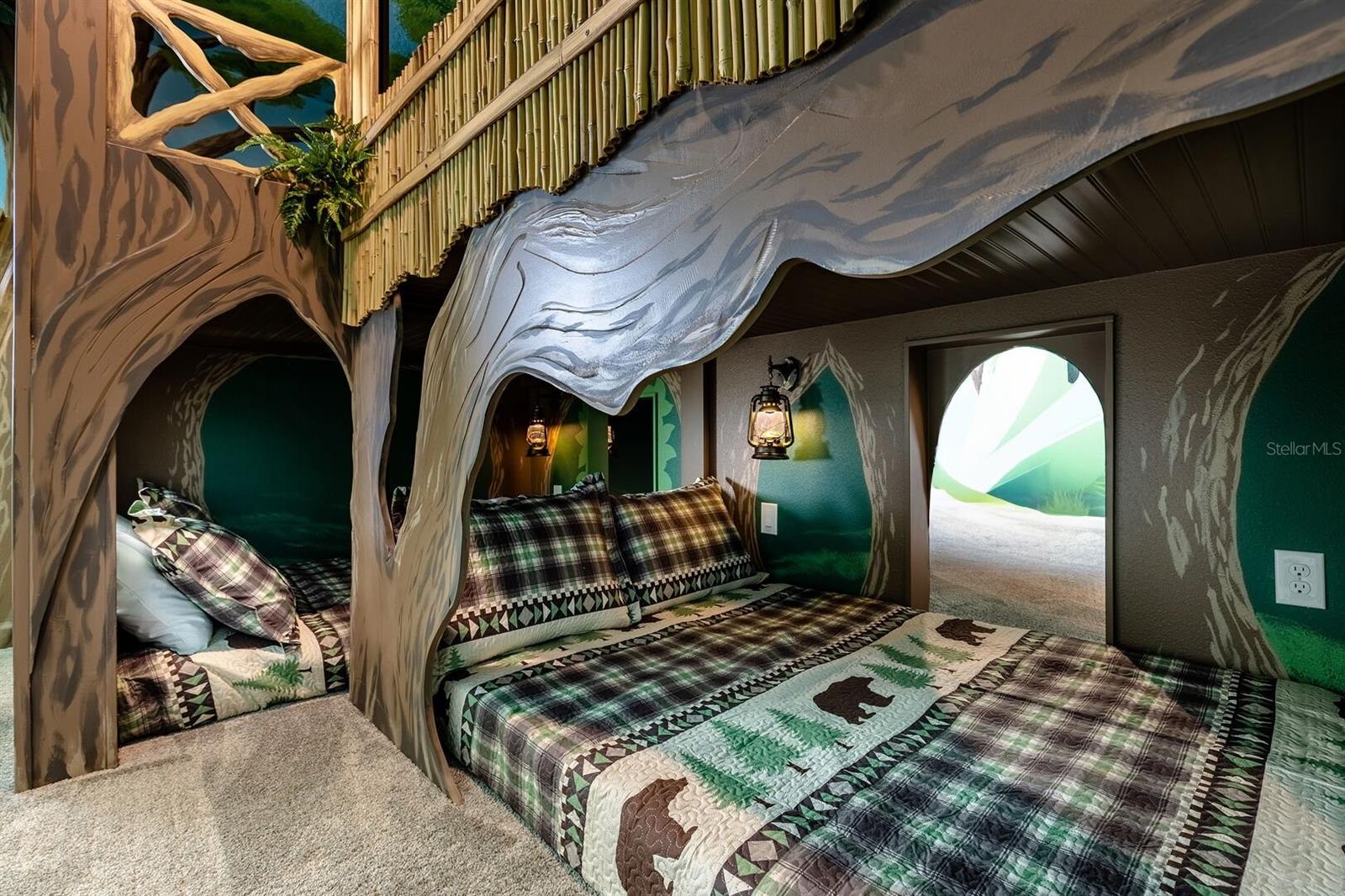 Image 9 of 44 For 9012 Sommerset Hills Drive