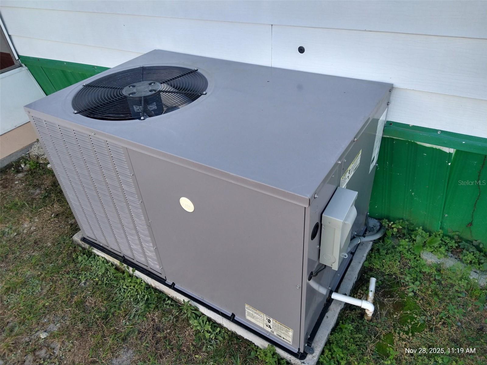 Image 8 of 27 For 8454 Breeze Hill Drive