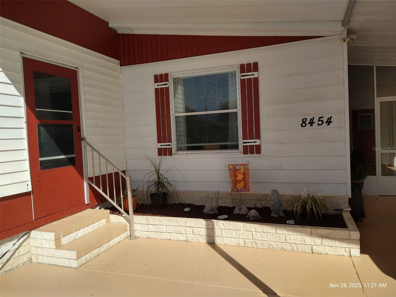 Image 9 of 27 For 8454 Breeze Hill Drive