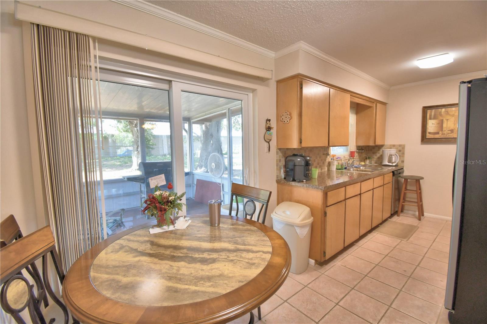 Image 12 of 55 For 2594 Sun Acres Boulevard