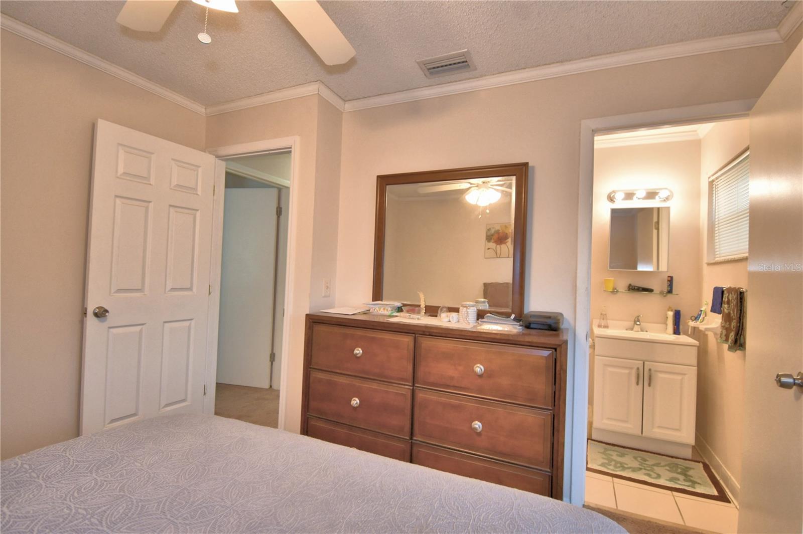 Image 17 of 55 For 2594 Sun Acres Boulevard