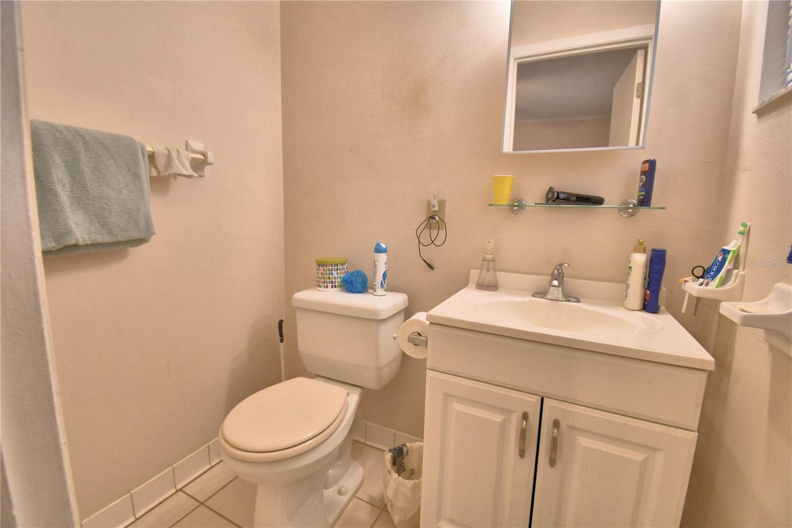 Image 20 of 55 For 2594 Sun Acres Boulevard